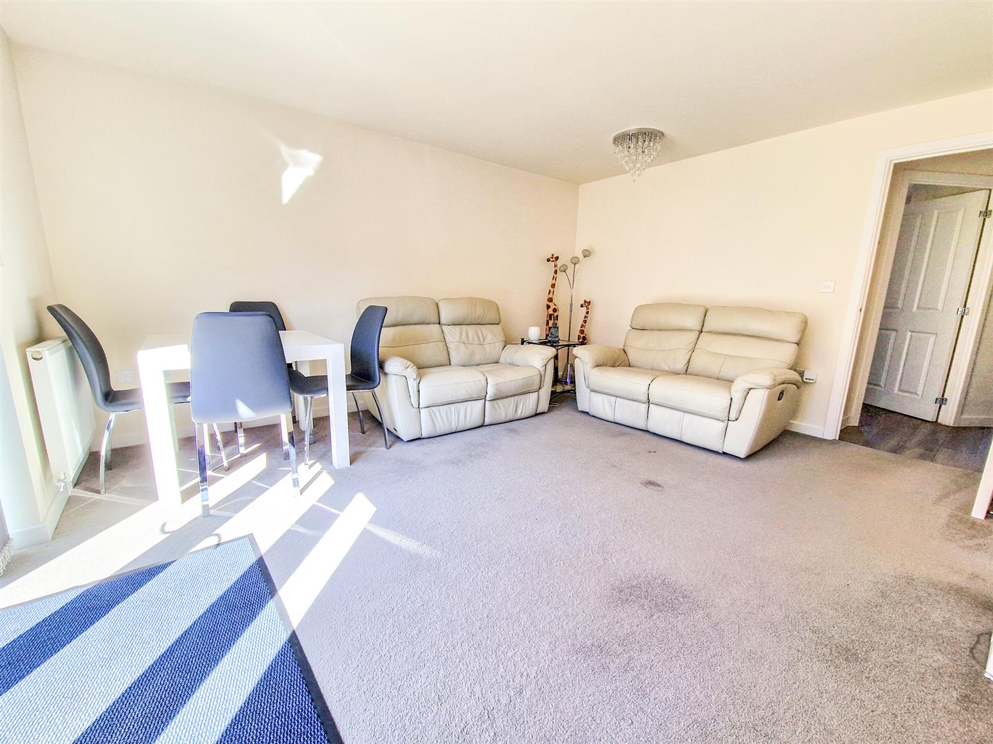 Hovingham Drive, Great Denham, Bedford